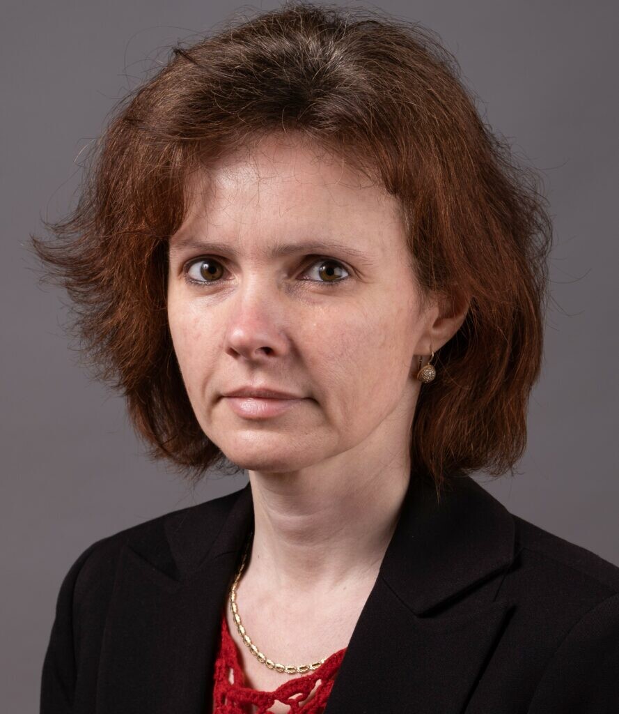 Dr. Krasznay Mónika
