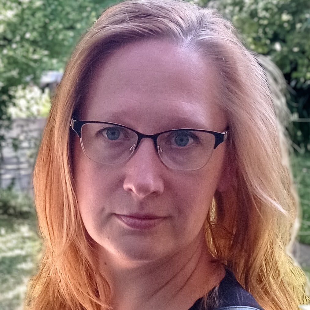 Nyulászi Eszter